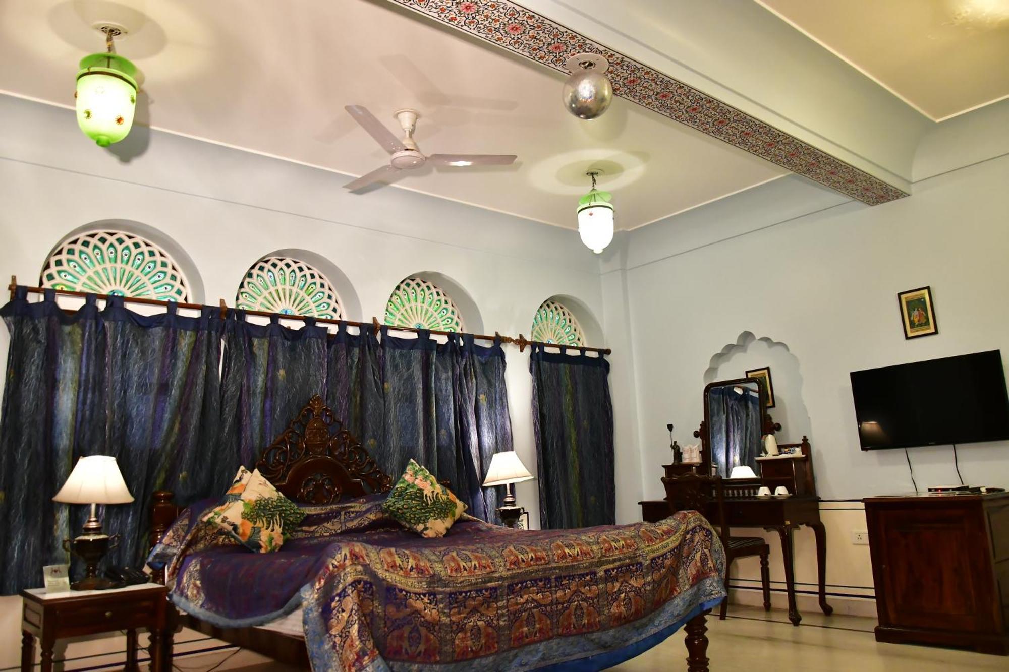 Khandela Haveli - A Boutique Heritage Hotel Джайпур Екстериор снимка