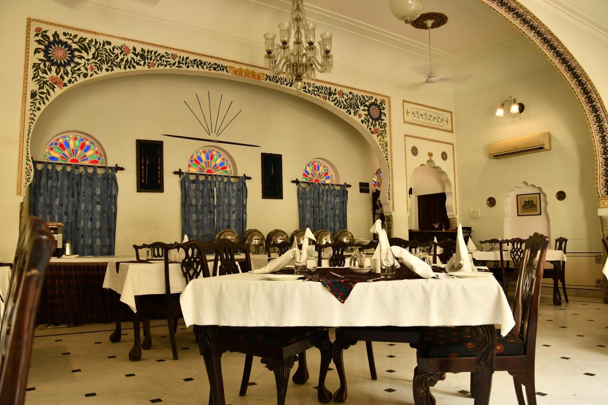 Khandela Haveli - A Boutique Heritage Hotel Джайпур Екстериор снимка