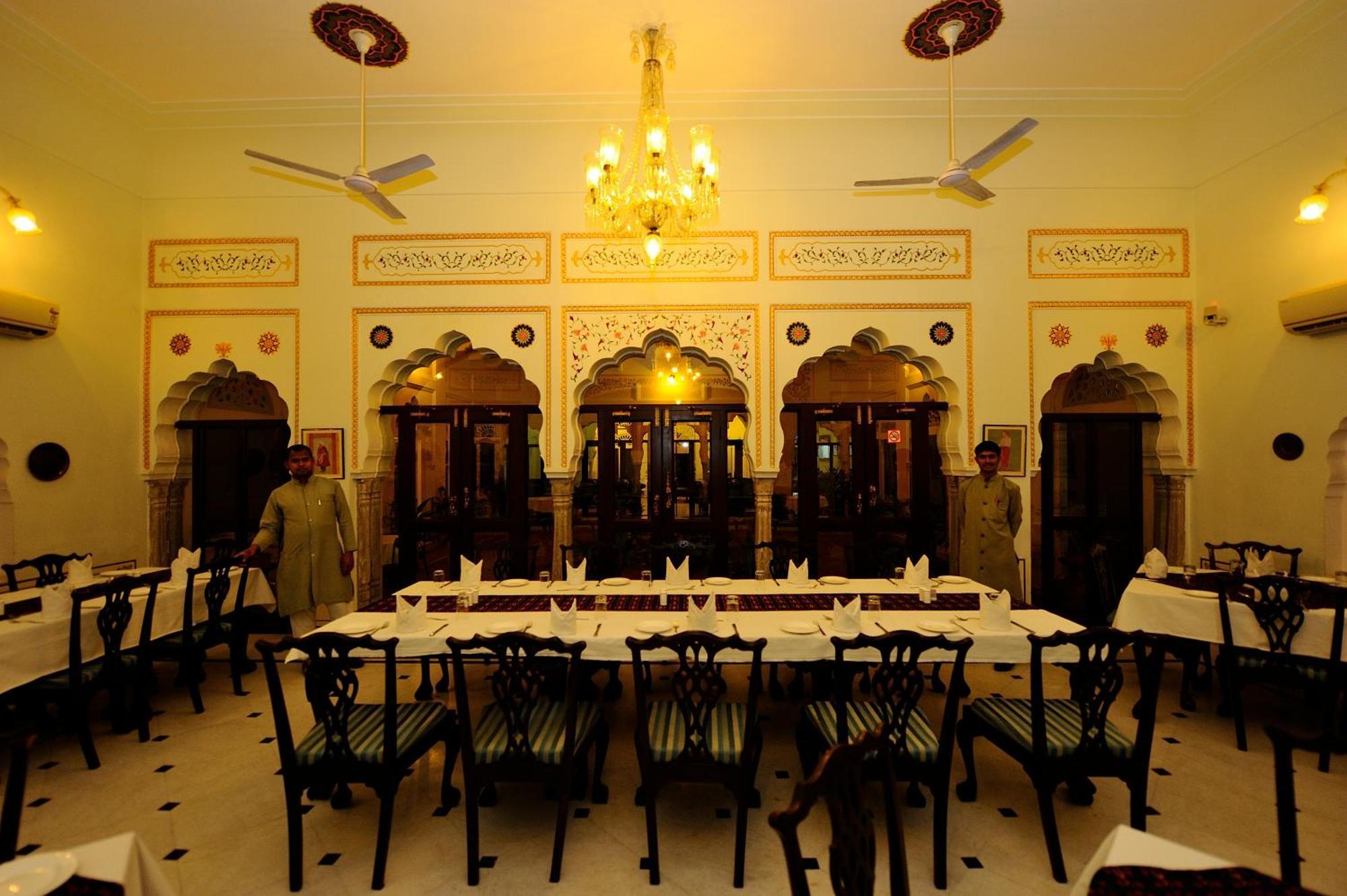 Khandela Haveli - A Boutique Heritage Hotel Джайпур Екстериор снимка
