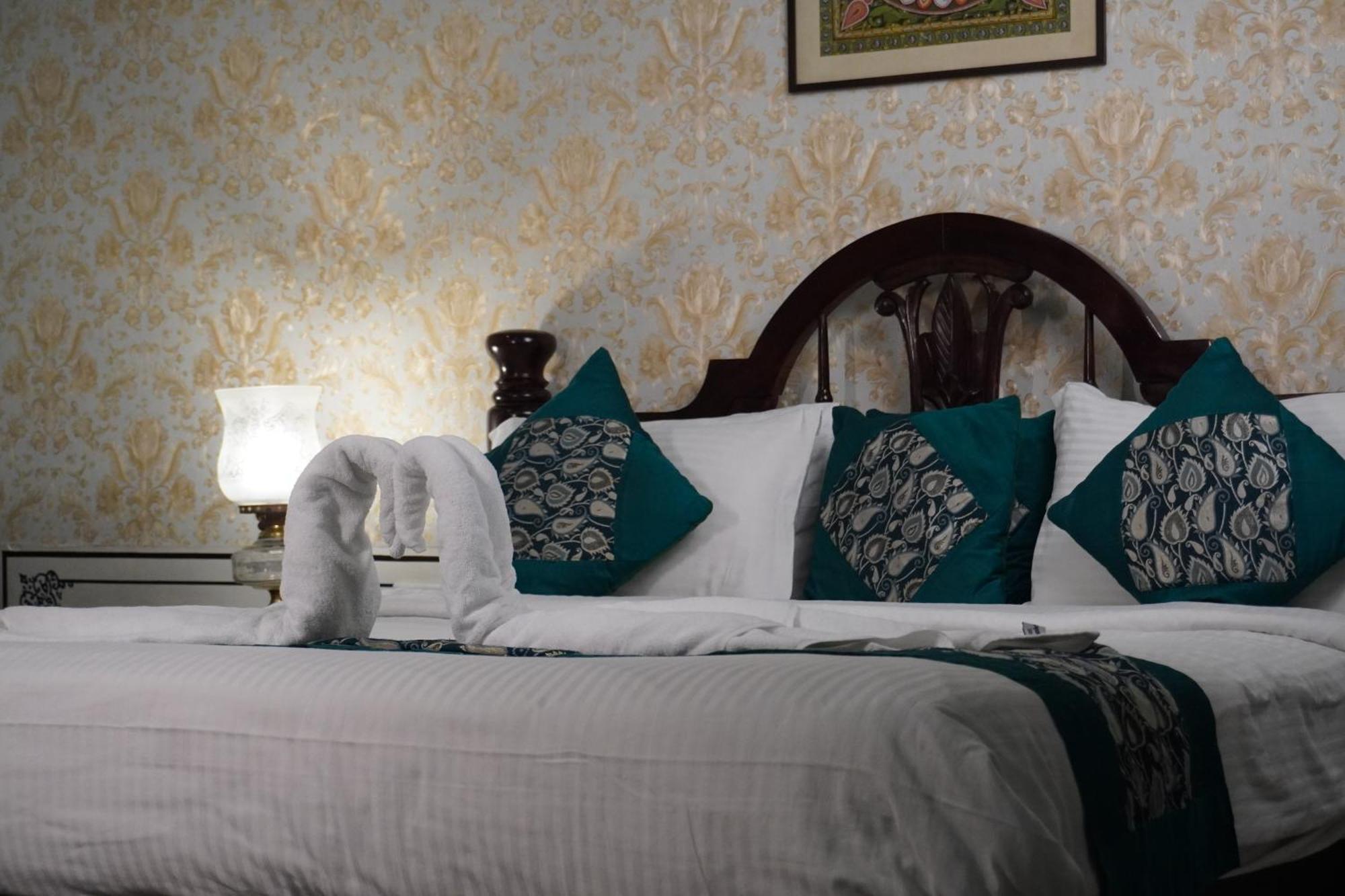 Khandela Haveli - A Boutique Heritage Hotel Джайпур Екстериор снимка