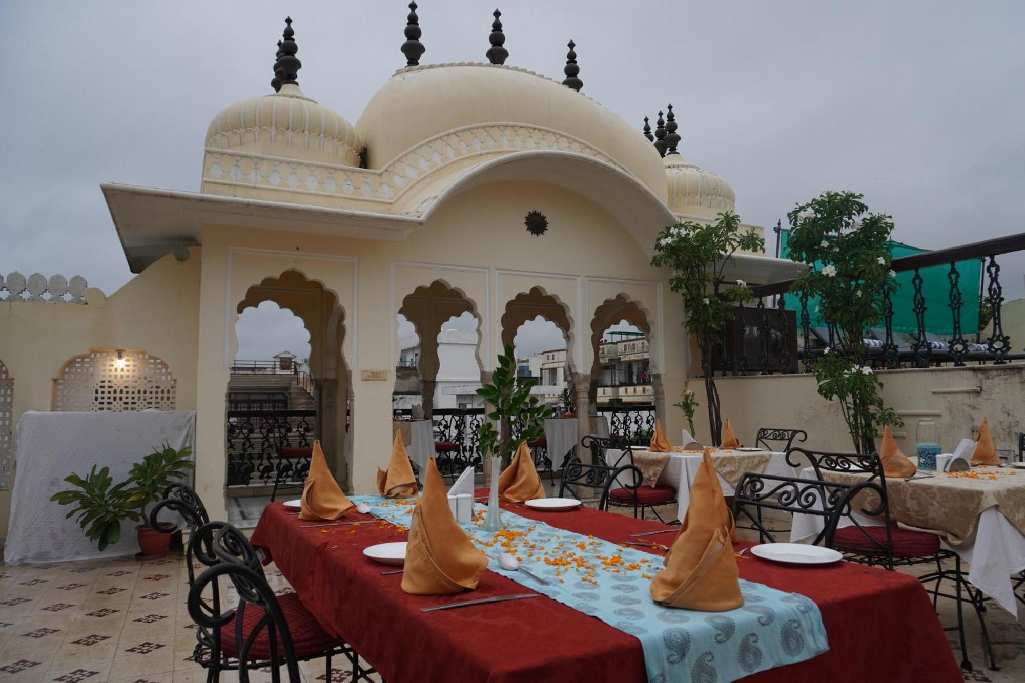 Khandela Haveli - A Boutique Heritage Hotel Джайпур Екстериор снимка