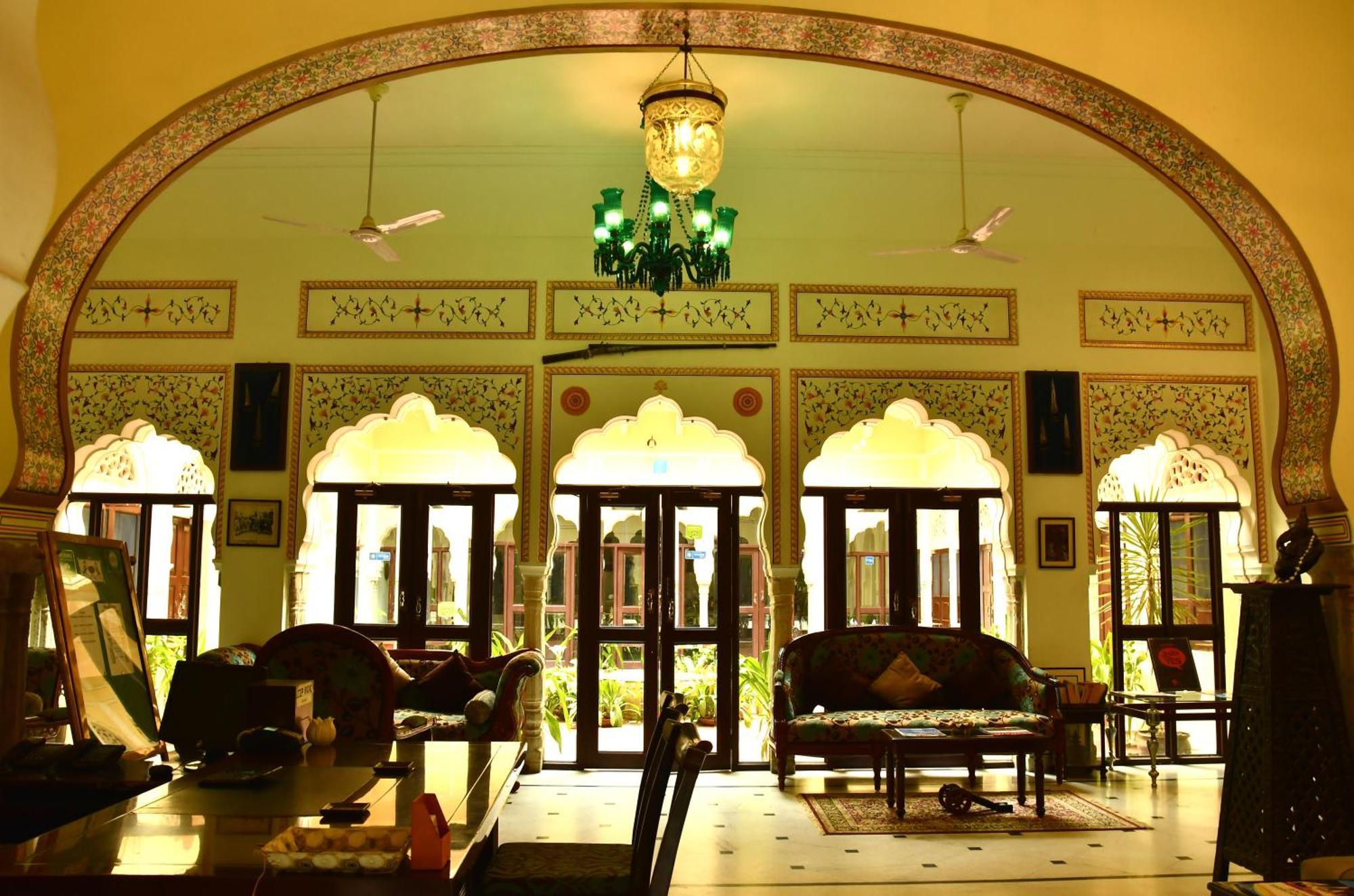 Khandela Haveli - A Boutique Heritage Hotel Джайпур Екстериор снимка