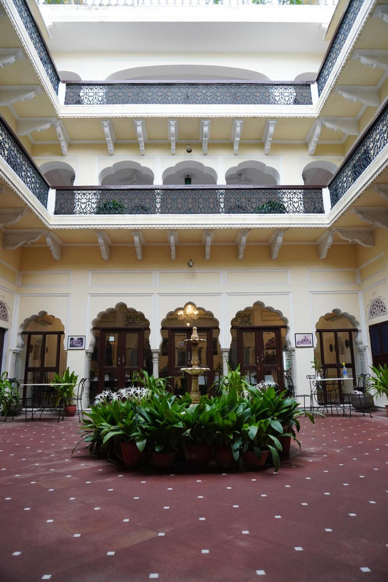 Khandela Haveli - A Boutique Heritage Hotel Джайпур Екстериор снимка