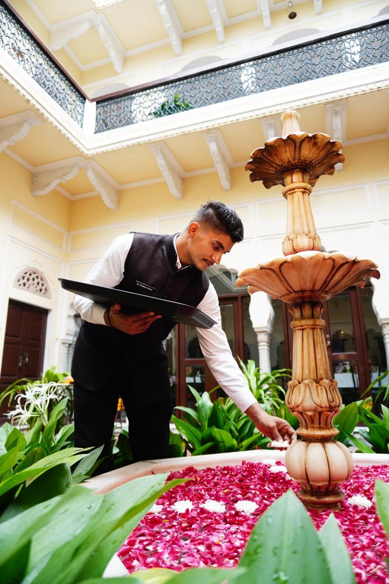 Khandela Haveli - A Boutique Heritage Hotel Джайпур Екстериор снимка